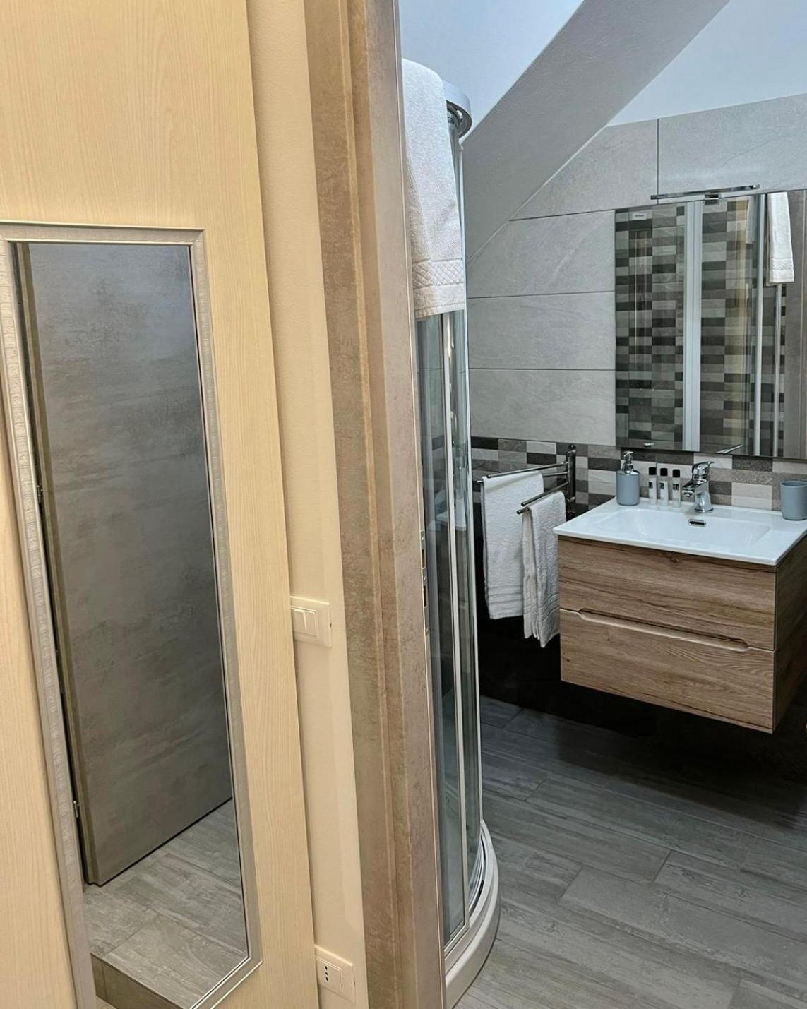 Costa Degli Dei Rooms 皮佐 外观 照片