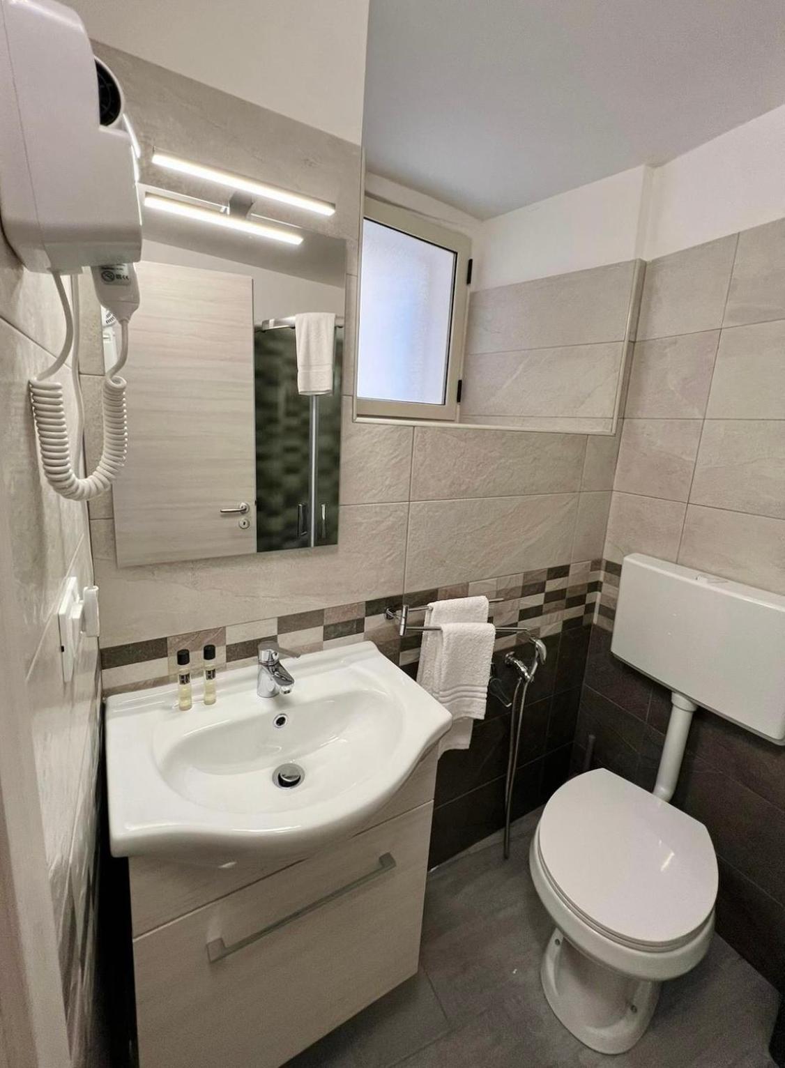 Costa Degli Dei Rooms 皮佐 外观 照片