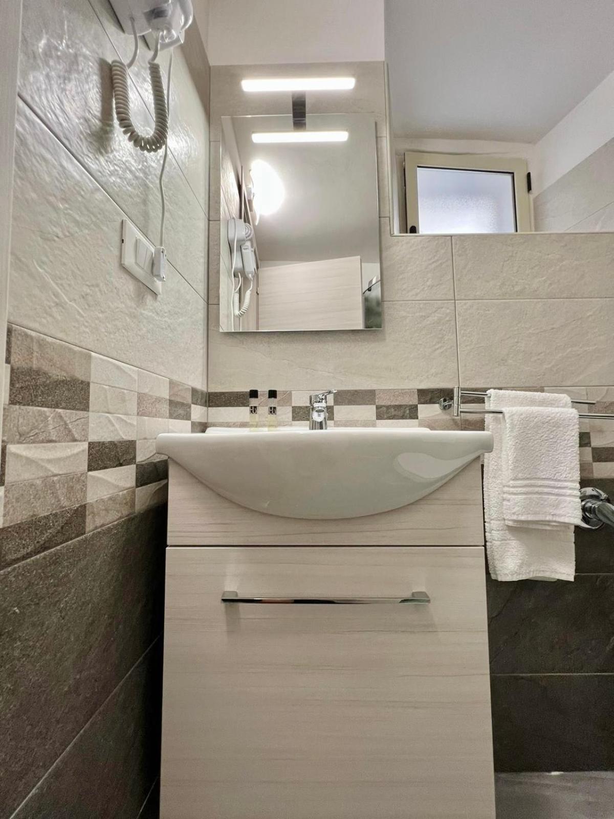 Costa Degli Dei Rooms 皮佐 外观 照片