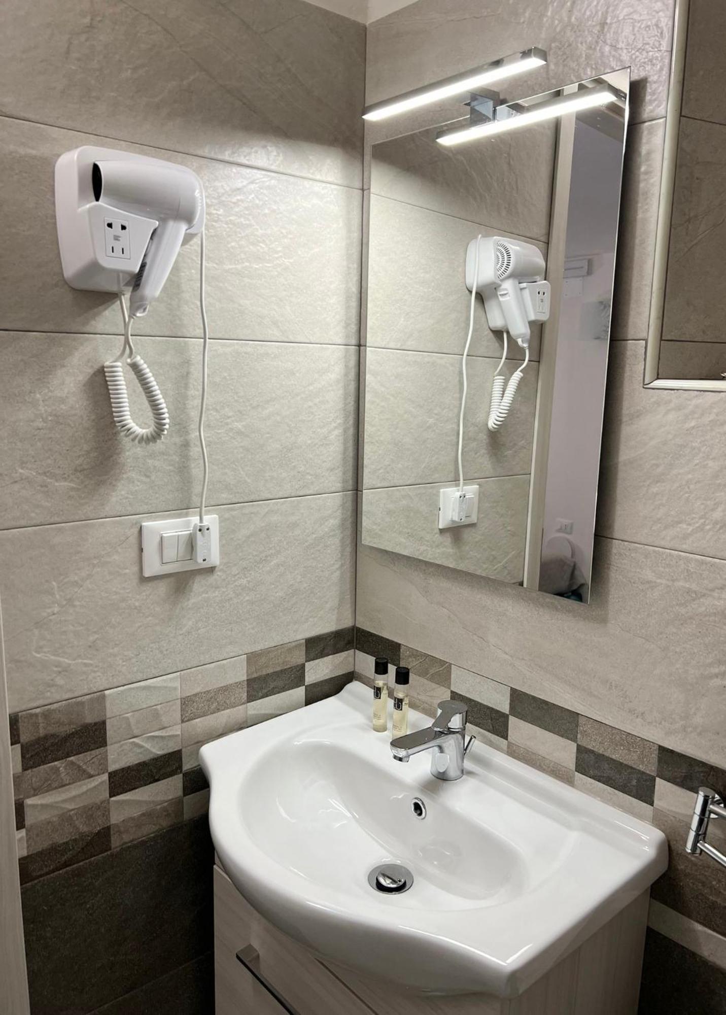Costa Degli Dei Rooms 皮佐 外观 照片