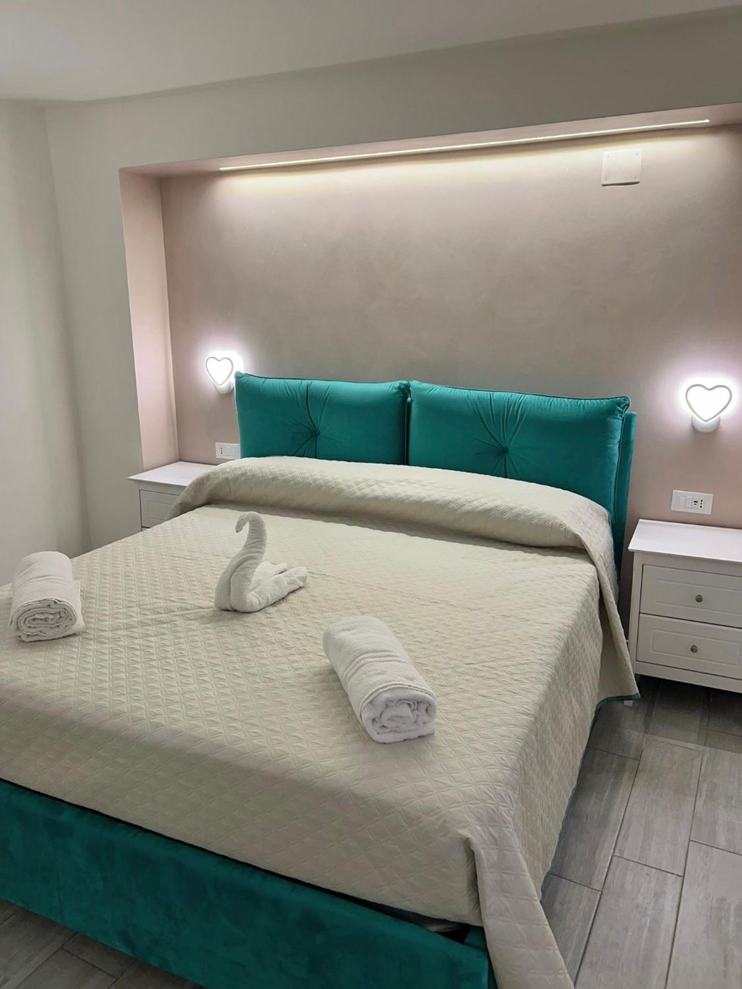 Costa Degli Dei Rooms 皮佐 外观 照片