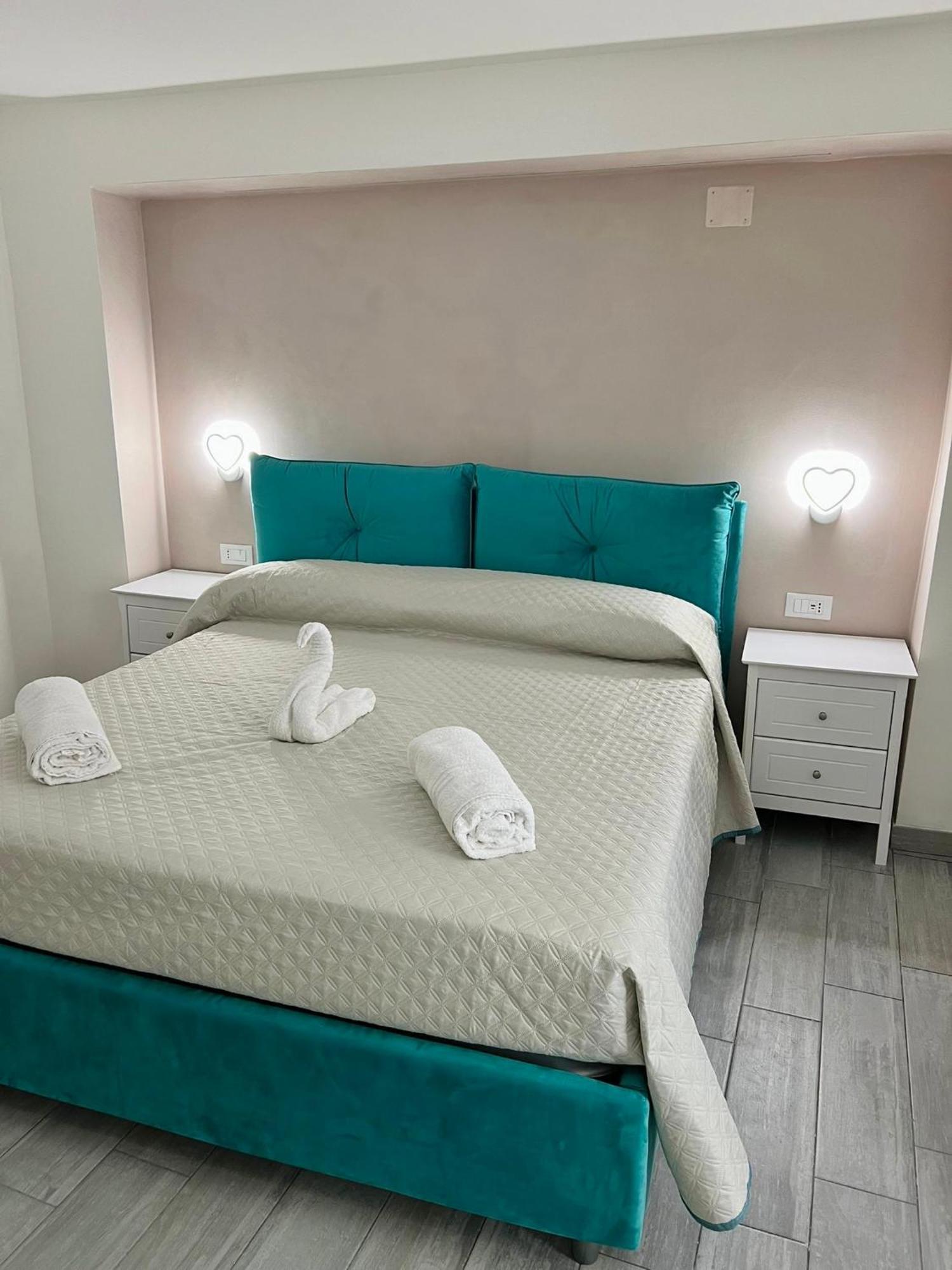 Costa Degli Dei Rooms 皮佐 外观 照片